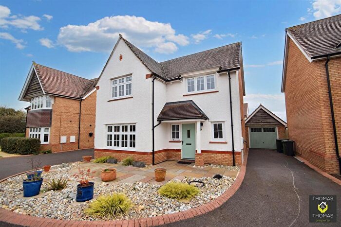 4 Bedroom Detached House For Sale In Dadford Close, Sellars Bridge, GL2
