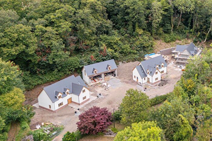 4 Bedroom Detached House For Sale In Forge Row, Gilwern, NP7