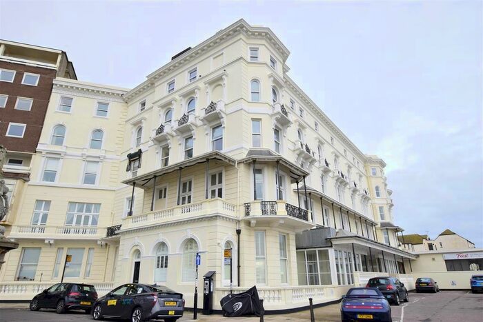 2 Bedroom Flat To Rent In Queens Apartments, Hastings, TN34