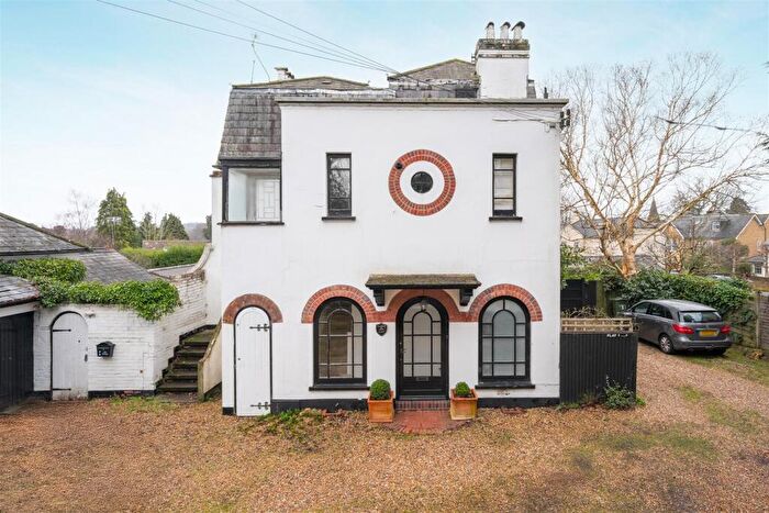 3 Bedroom Maisonette For Sale In Burnham House, Sunningdale, SL5