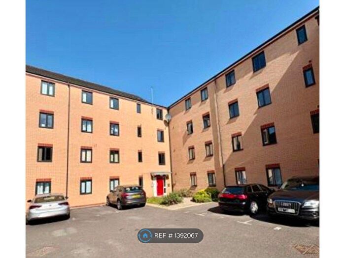 2 Bedroom Flat To Rent In Templars Court, Nottingham, NG7