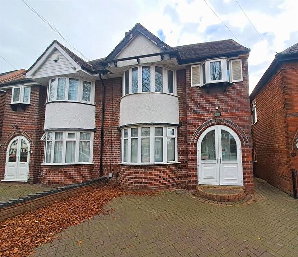 5 Bedroom Semi Detached House For Sale In Vera Road, Yardley, Birmingham, B26