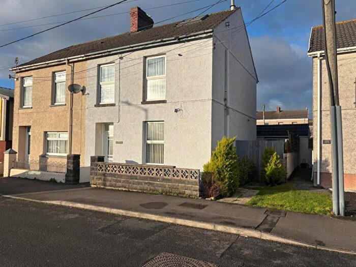 3 Bedroom Semi-Detached House For Sale In Seaview Terrace, Burry Port, SA16