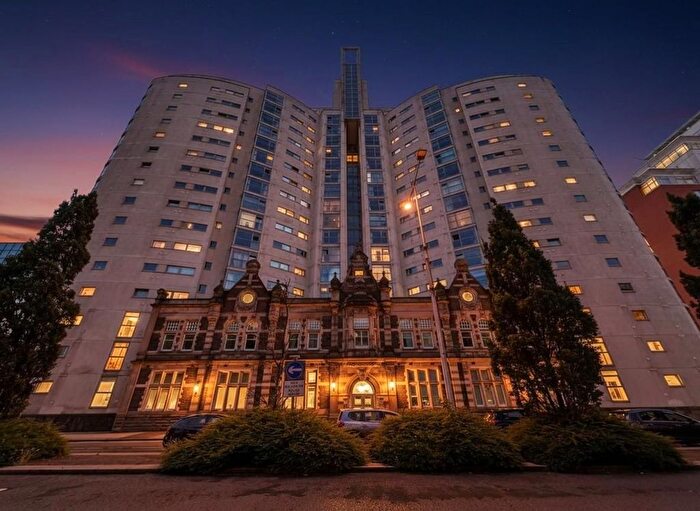 1 Bedroom Flat For Sale In Altolusso, Bute Terrace, Cardiff City Centre, CF10