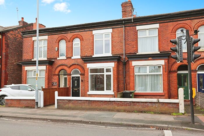 2 Bedroom Terraced House For Sale In Didsbury Road, Heaton Mersey, Stockport, SK4