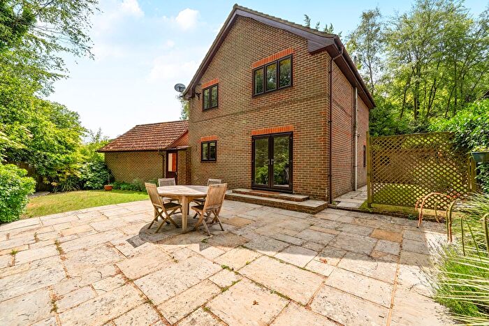 3 Bedroom Detached House For Sale In Copse Road, Haslemere, GU27
