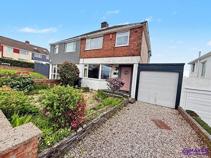 3 Bedroom Semi-Detached House For Sale In Woodford Ave, Plymouth, PL7