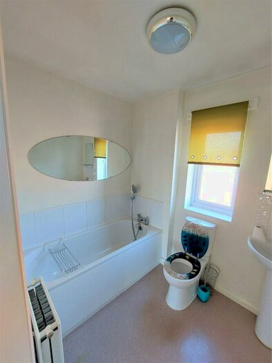 4 Bedroom Detached House To Rent In Gorsefield Road, Birmingham, B34