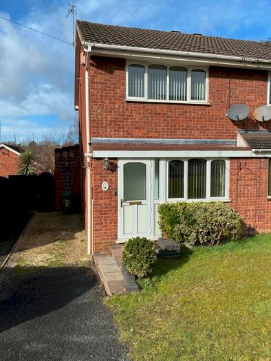 2 Bedroom Semi-Detached House To Rent In Beverley Hill, Hednesford, WS12
