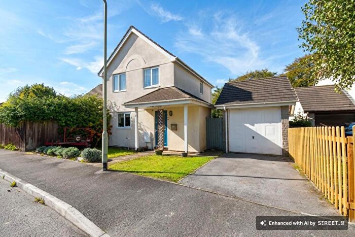 3 Bedroom Detached House For Sale In Great Links Tor Road, Okehampton, EX20
