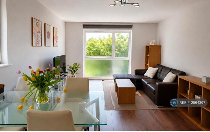 1 Bedroom Flat To Rent In Hinton Road, Wallington, SM6