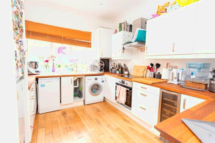 3 Bedroom Terraced House To Rent In Bermondsey, London, Greater London SE16