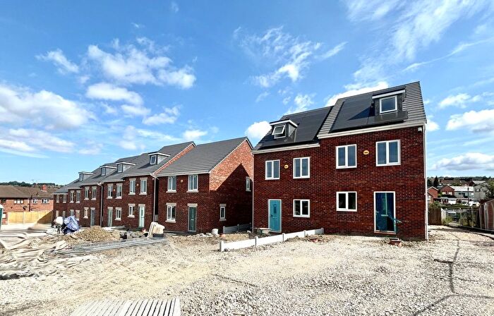 3 Bedroom Semi-Detached House For Sale In Fiddlers Walk, The Straits, Gornal Wood, DY3