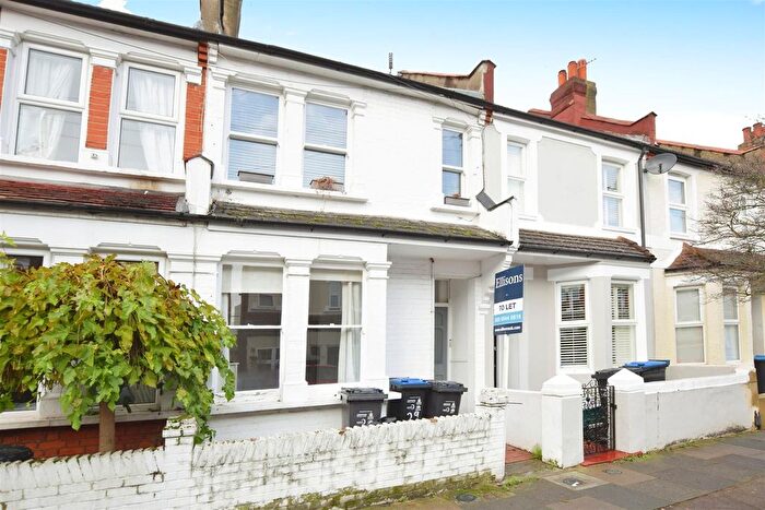 1 Bedroom Flat To Rent In Laburnum Road, London, SW19