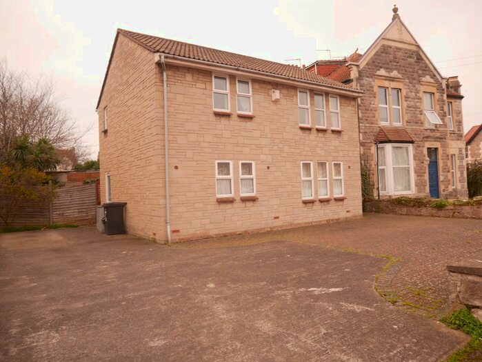2 Bedroom Flat To Rent In Gordon Road, Weston-Super-Mare, North Somerset, BS23