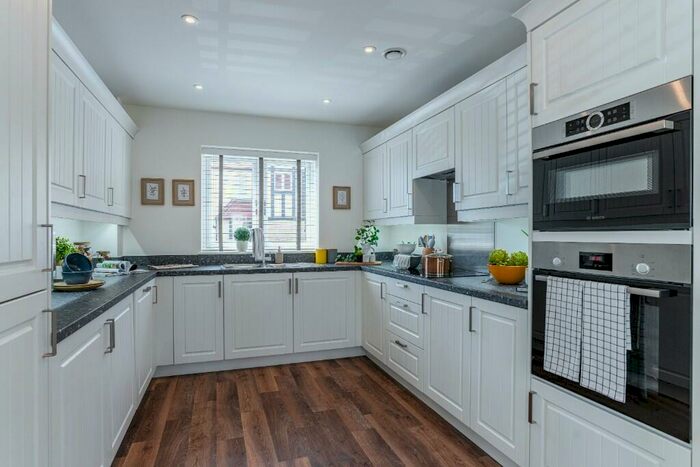 1 Bedroom Retirement Property For Sale In Millfield Green, Millfield Lane, Caddington, LU1