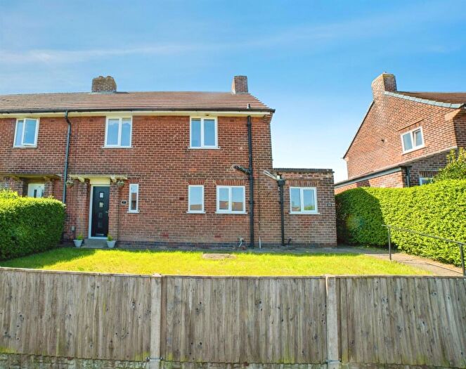 3 Bedroom Semi-Detached House For Sale In Woodfield Road, Pinxton, Nottingham, NG16
