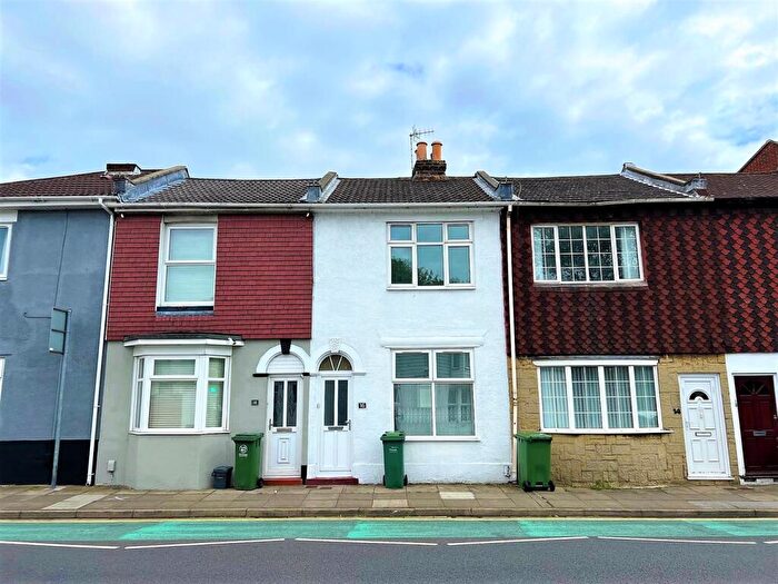 3 Bedroom House To Rent In Stamshaw Road, Portsmouth, PO2