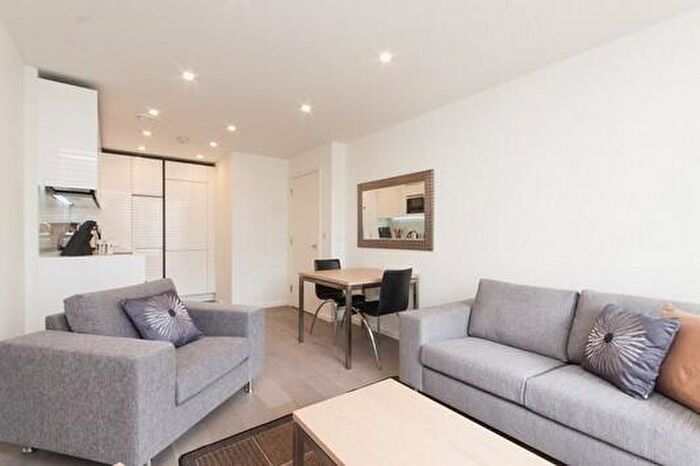 1 Bedroom Flat To Rent In Worcester Point, Central Street, London, EC1V