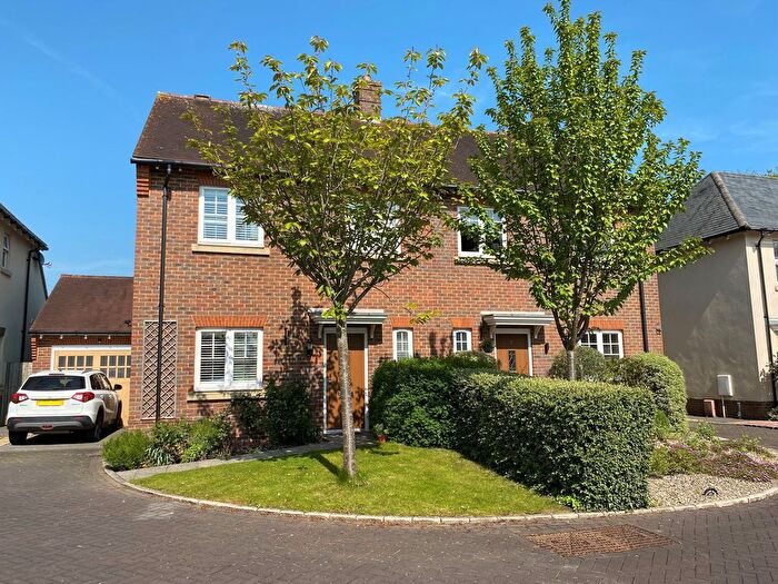 3 Bedroom Semi-Detached House For Sale In Oakford Park, Halnaker, PO18