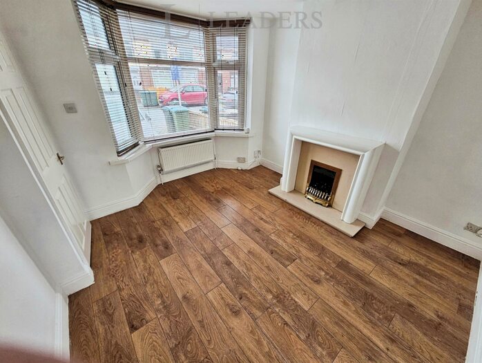 2 Bedroom Terraced House To Rent In Middlecotes, Coventry, CV4