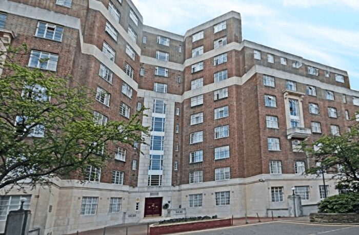 Studio To Rent In Hammersmith, W6