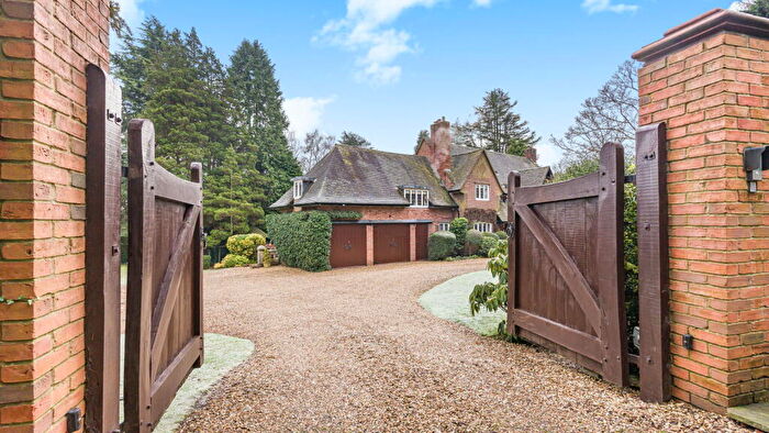 5 Bedroom Detached House For Sale In Hartopp Road, Four Oaks Park, B74