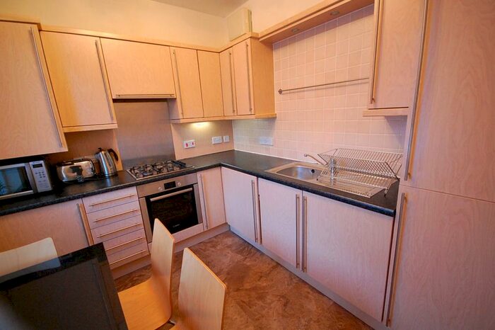 2 Bedroom Apartment To Rent In Crown Street, City Centre, Aberdeen, AB11