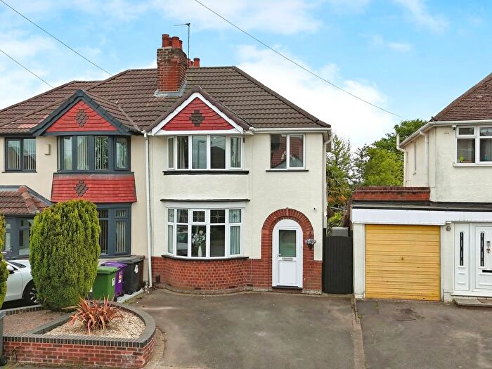 3 Bedroom Semi Detached House To Rent In Beechwood Avenue, Wednesfield, WV11