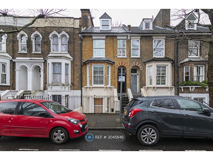 1 Bedroom Flat To Rent In Tredegar Road, Bow, E3