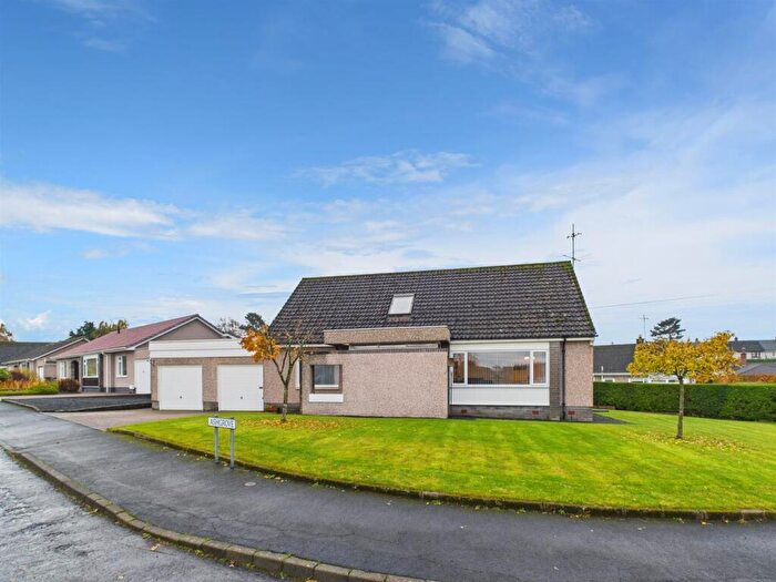 5 Bedroom Detached House For Sale In Ashgrove Scone, Perth, PH2