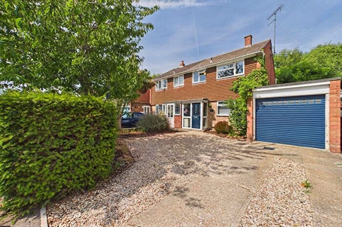 3 Bedroom Semi Detached House For Sale In Clifton Road, Wokingham, Berkshire, RG41