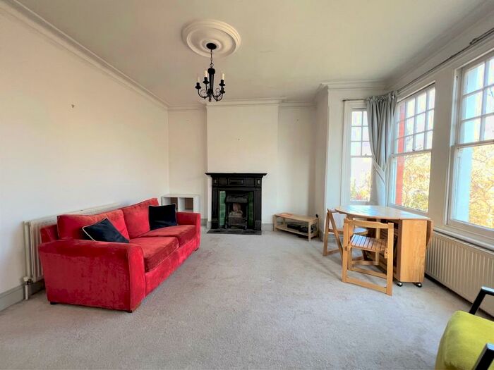 1 Bedroom Apartment To Rent In Curzon Road, Muswell Hill, London, N10