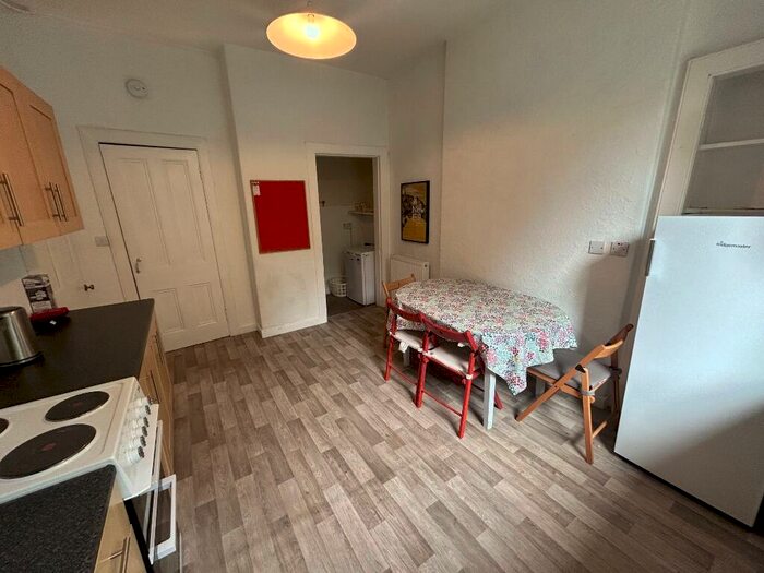 2 Bedroom Flat To Rent In Dalry Road, Dalry, Edinburgh, EH11