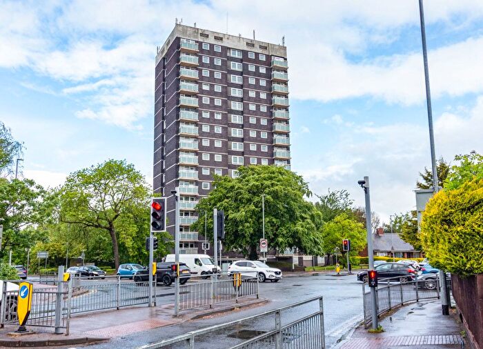 2 Bedroom Flat For Sale In Corporation Street, Stafford, ST16
