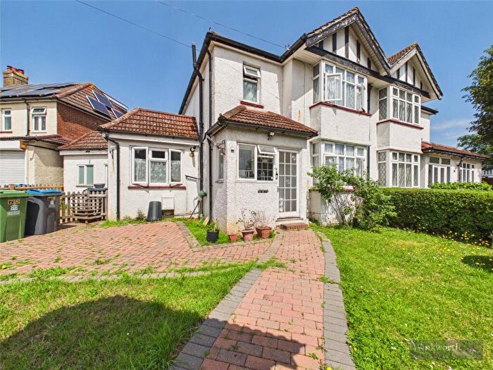 4 Bedroom Semi-Detached House For Sale In Hamilton Avenue, Surbiton, KT6