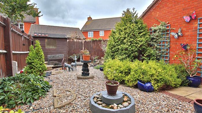 3 Bedroom End Of Terrace House For Sale In Musket Close, Walton Cardiff, Tewkesbury, GL20