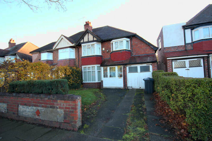 3 Bedroom Semi-Detached House To Rent In Wellesbourne Road, Birmingham, B20
