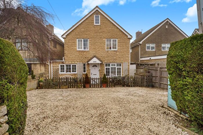 4 Bedroom Detached House For Sale In Main Road, Long Hanborough, OX29