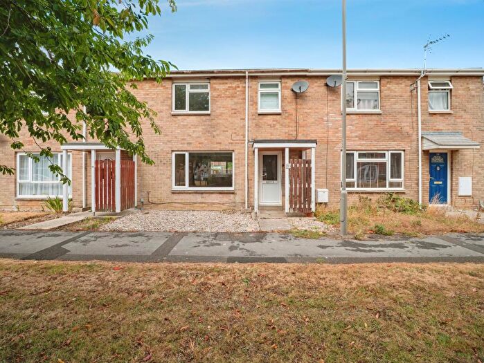 3 Bedroom Terraced House For Sale In Gladiator Green, Dorchester, DT1