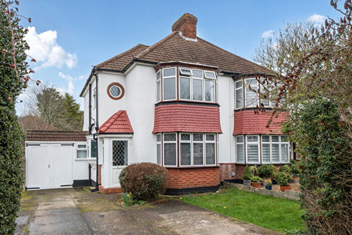 3 Bedroom Semi Detached House For Sale In Kingsway, West Wickham, Kent, BR4