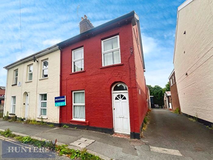 4 Bedroom End Of Terrace House For Sale In Well Street, St James, Exeter, EX4