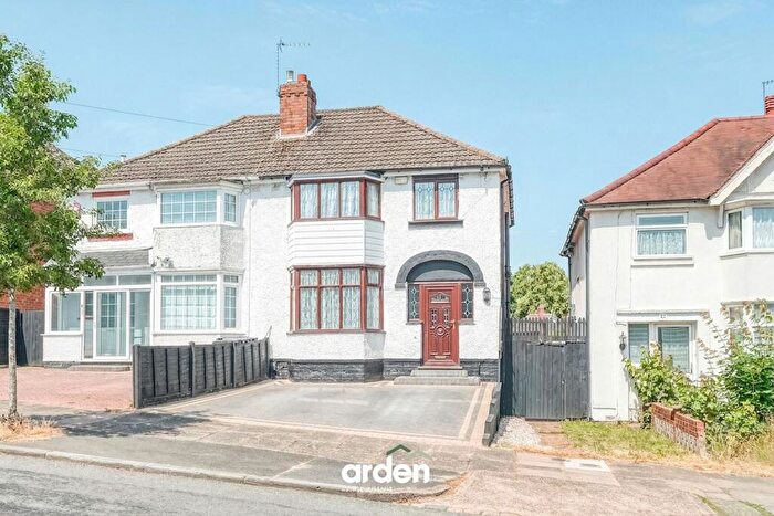 3 Bedroom Semi-Detached House For Sale In Cliff Rock Road, Rednal, B45