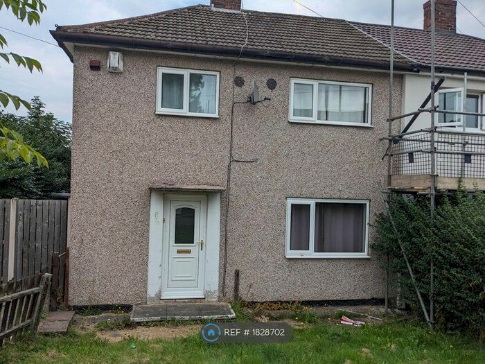 3 Bedroom Semi-Detached House To Rent In Severnside Place, Sheffield, S13