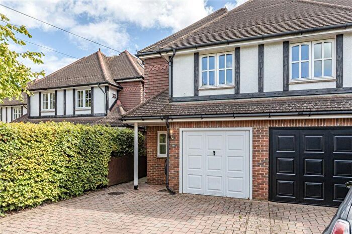 4 Bedroom Semi Detached House For Sale In Rydens Road, Walton-on-Thames, Surrey, KT12