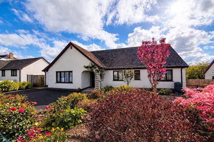 3 Bedroom Detached Bungalow For Sale In Temple Bar, Felinfach, Lampeter, SA48