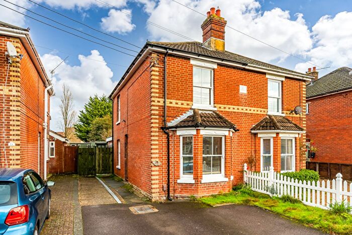 3 Bedroom Semi-Detached House To Rent In Newtown Road, Southampton, SO19