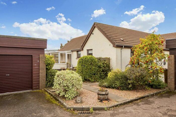 2 Bedroom Terraced Bungalow For Sale In Baird Place, Elie, KY9