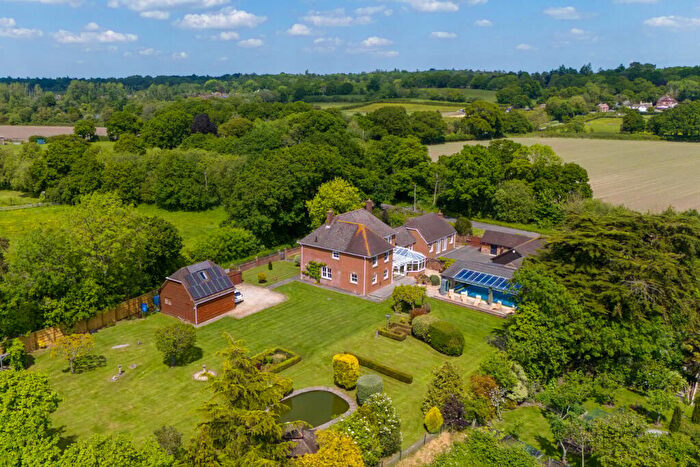 4 Bedroom Detached House For Sale In Streets Lane, Crow, Ringwood, BH24