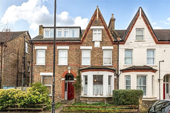 1 Bedroom Flat For Sale In Samos Road, Penge, London, SE20